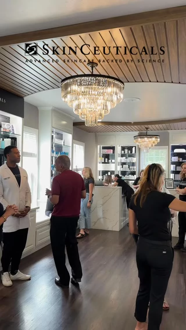 Last Thursday we celebrated in style at our SkinCeuticals Flagship Party! It was a night full of education, community, and skincare excellence. Thank you to everyone who joined us — we’re proud to be your local SkinCeuticals Flagship! 🫧